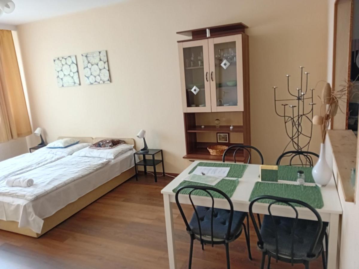 Green Belt Apartmann Будапеща Екстериор снимка